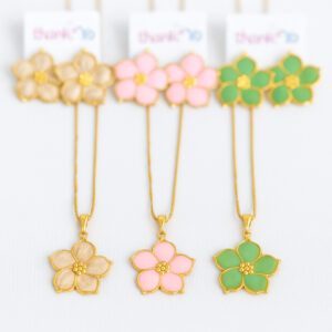 Colar Flor em Resina
