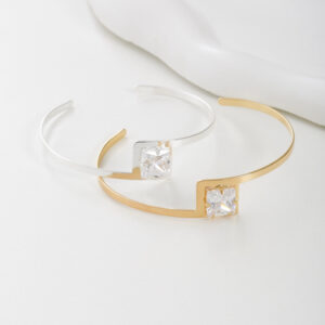Bracelete Quadrado Zircônia