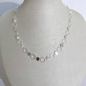 Choker Circulo e Medalhas Lisas